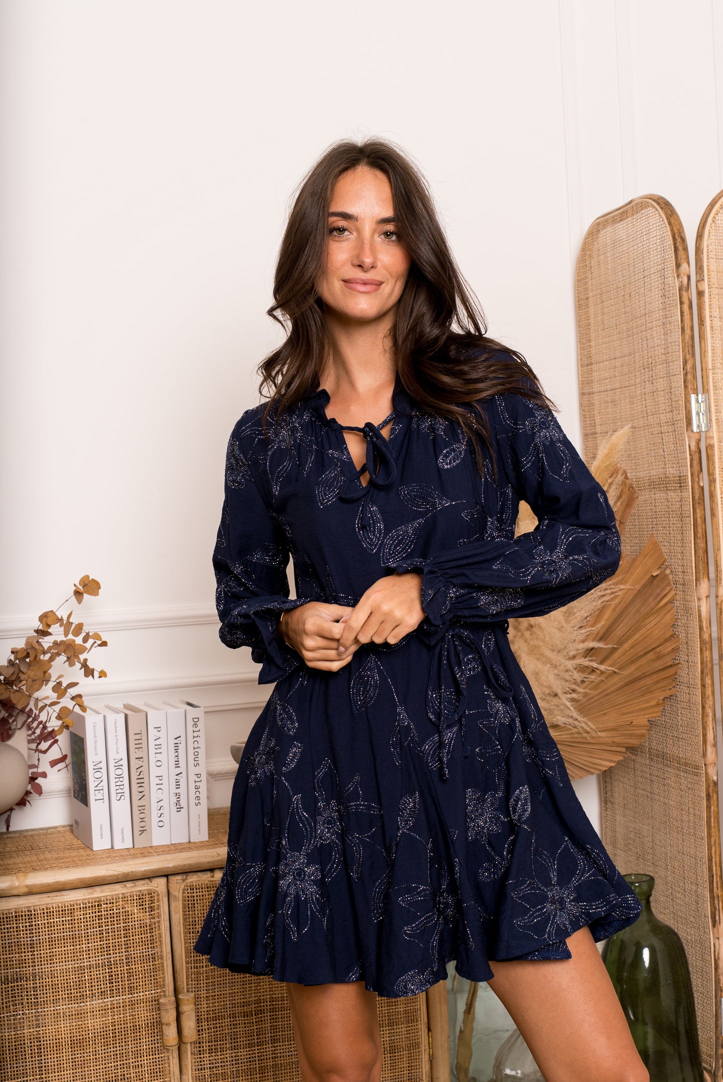 Robe brodée bleu