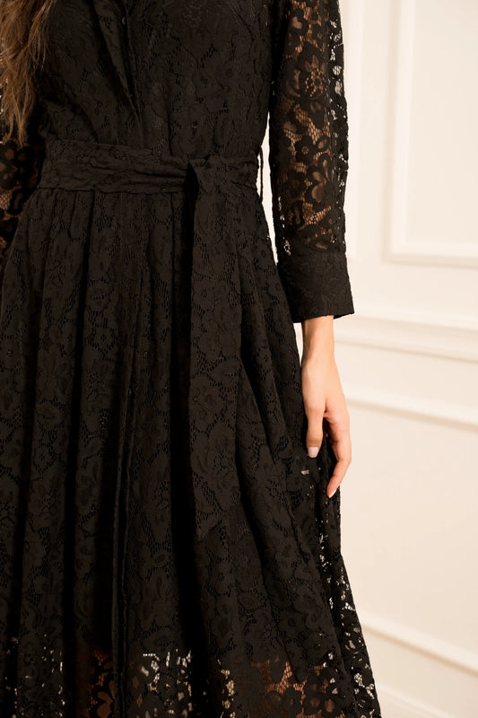 Robe longue en dentelle