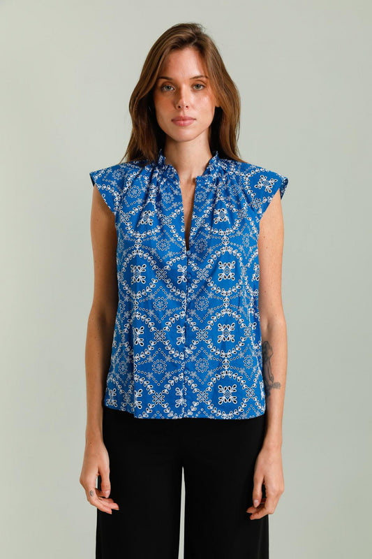 Top en coton brodé et à volants