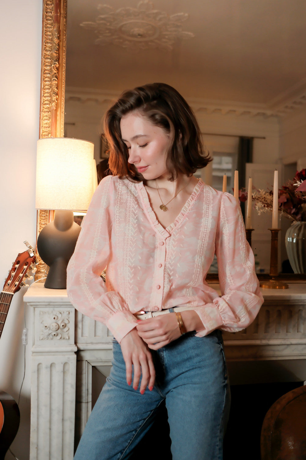 Blouse imprimé fleuri et détails broderie