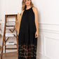 Robe noire chic et aérienne finition dentelle